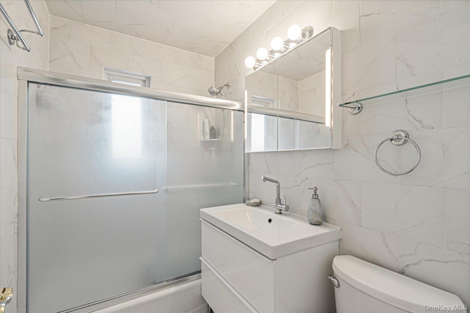 209-87 18th Avenue, Unit 196 photo 9