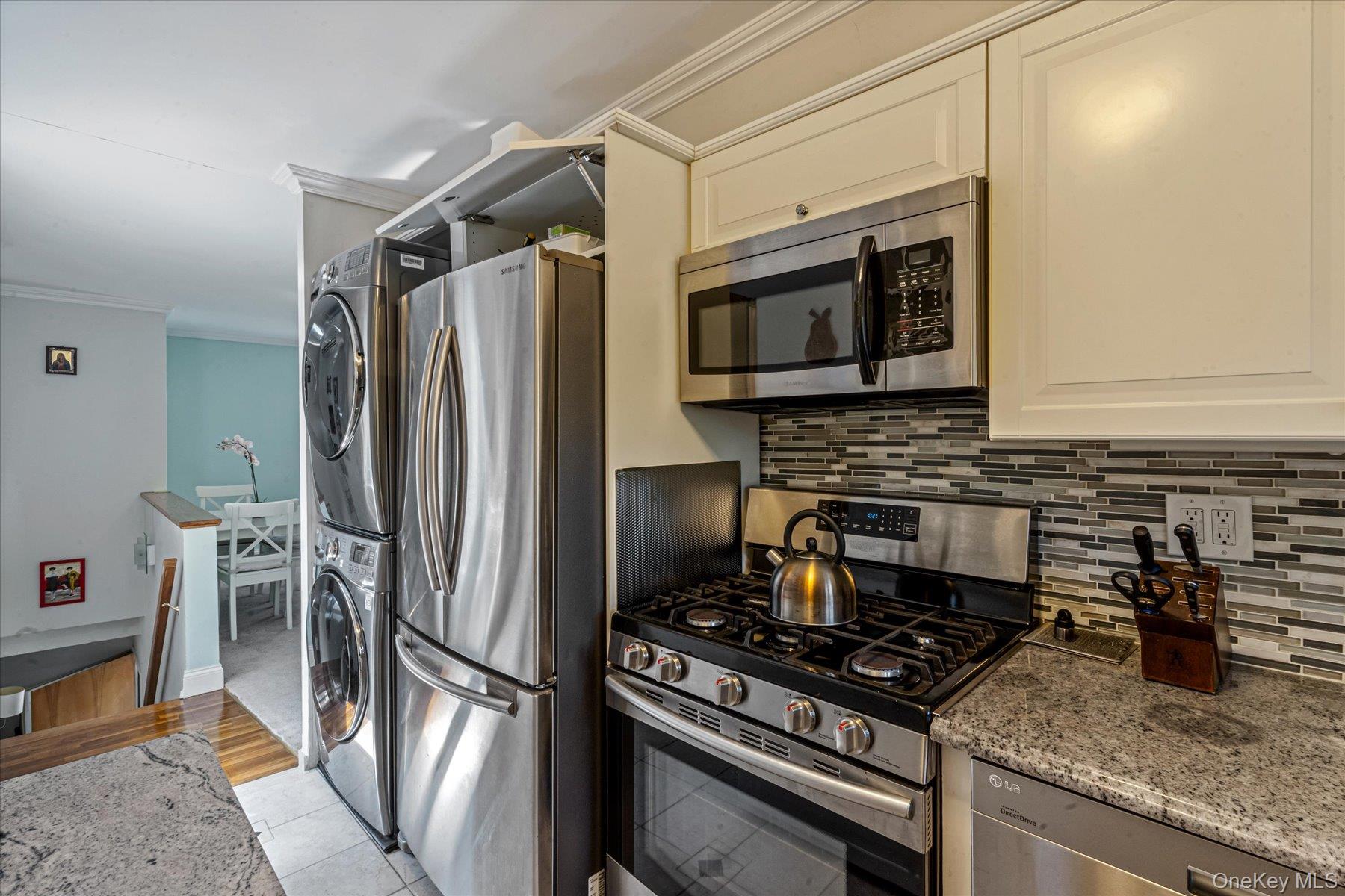 209-87 18th Avenue, Unit 196 photo 4