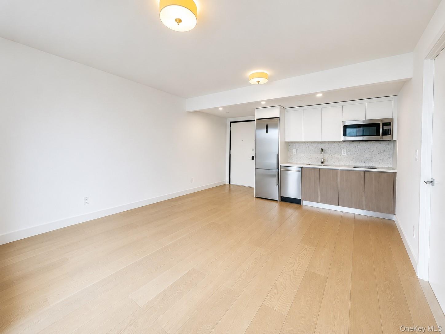 2128 Ocean Avenue, Unit 4G photo 3