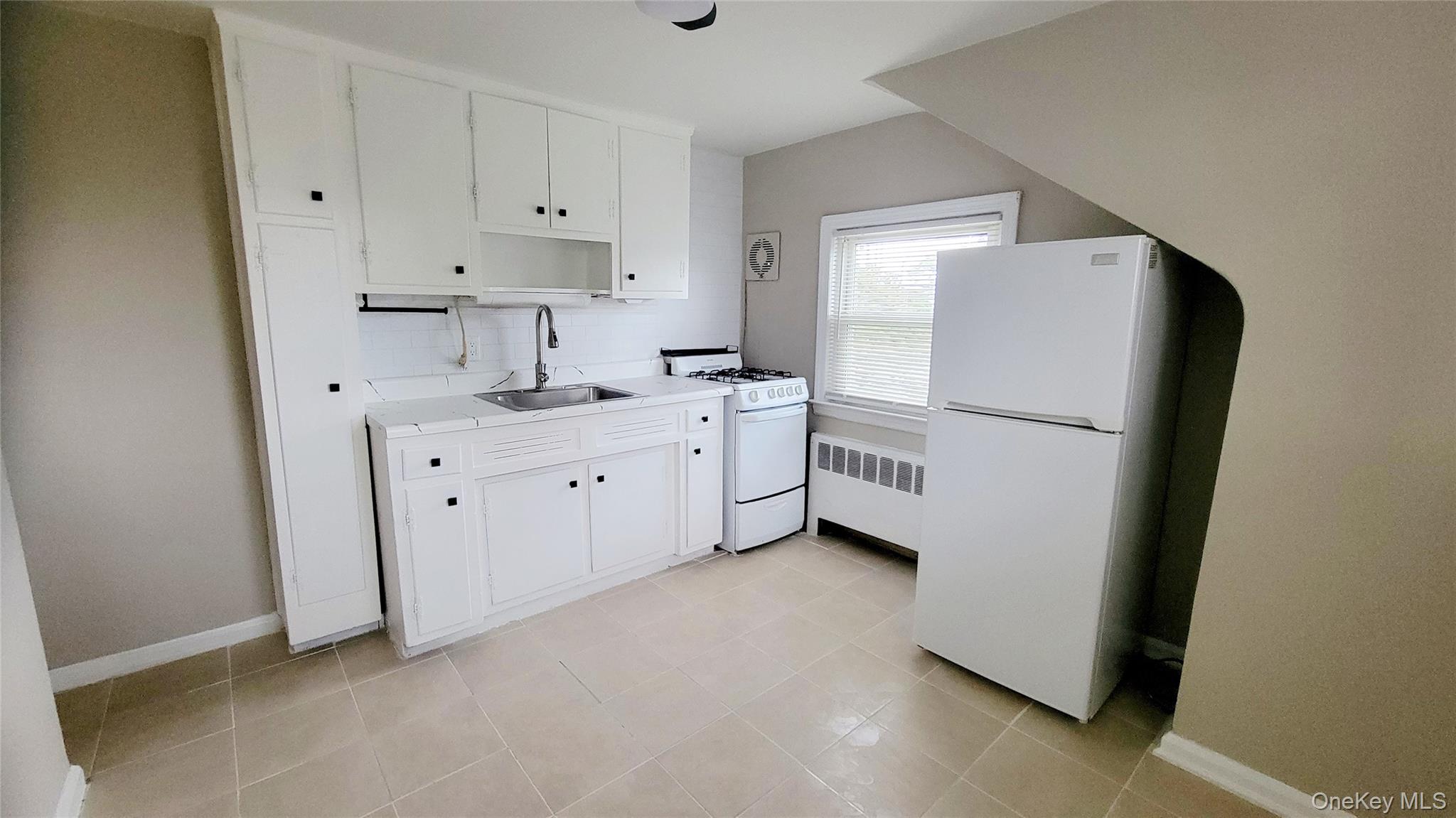 7 E Jefferson Avenue, Unit 2 photo 3