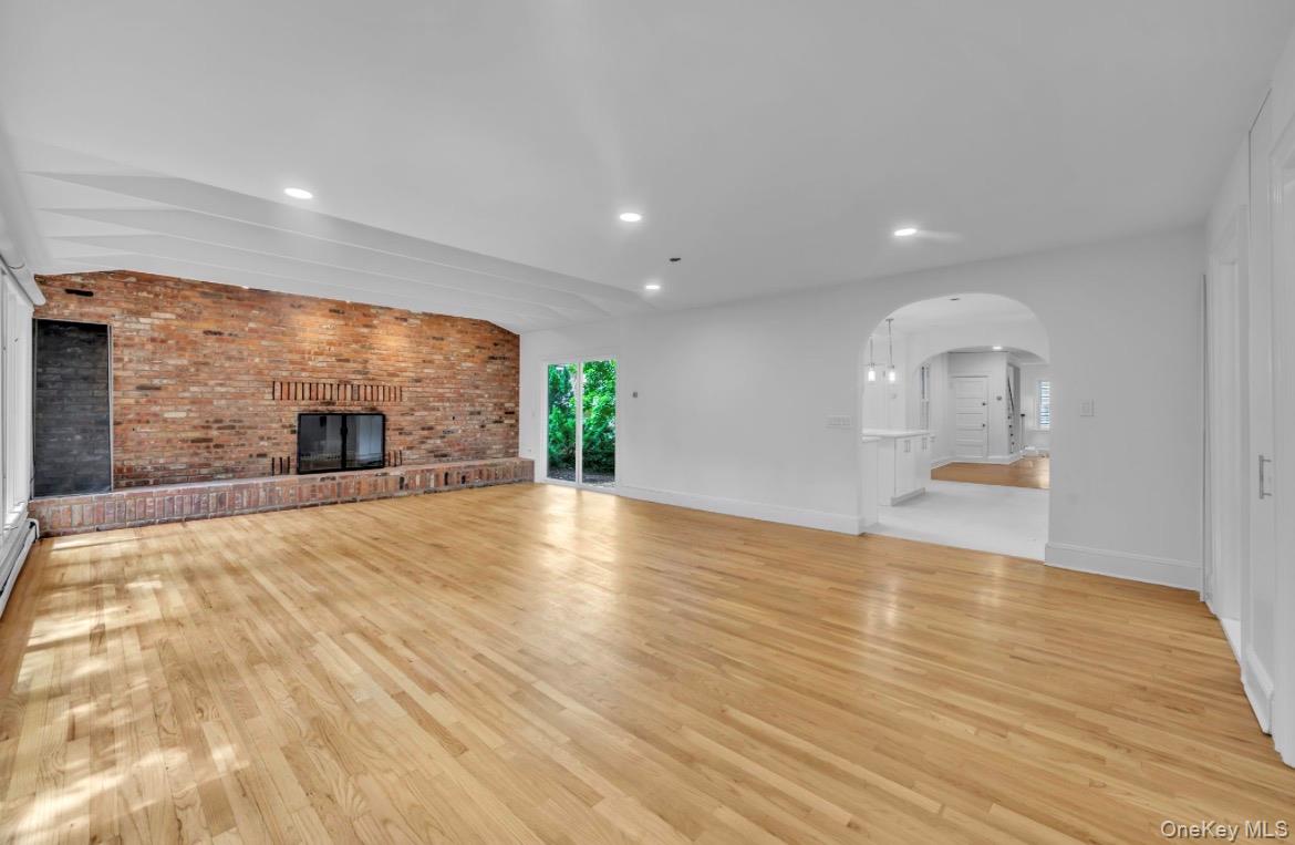 4 Potters Court – For Rent photo 2