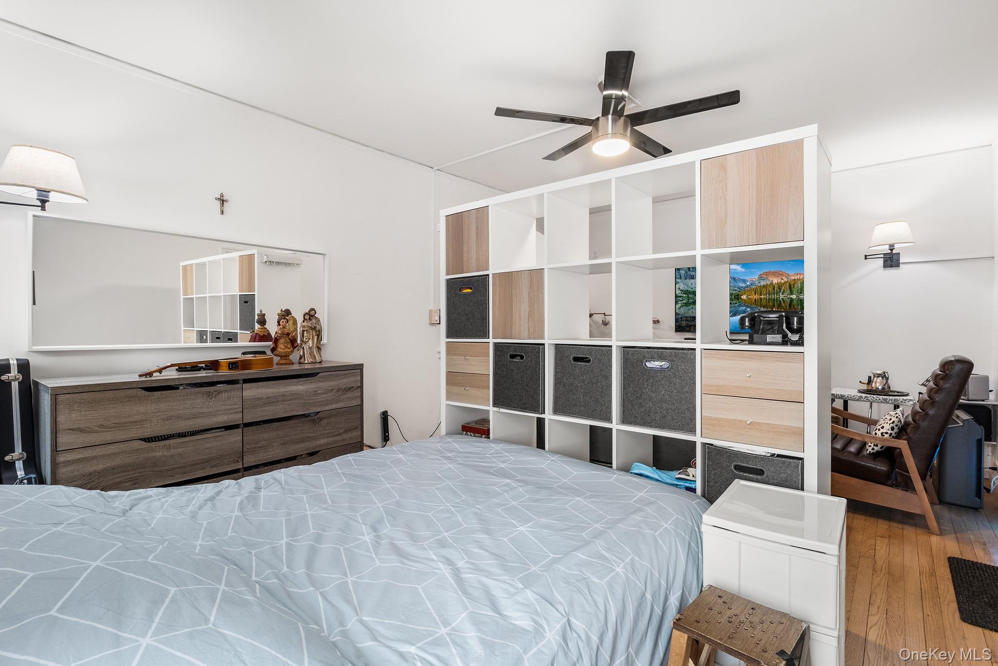 75 Bank Street, Unit 1B photo 17