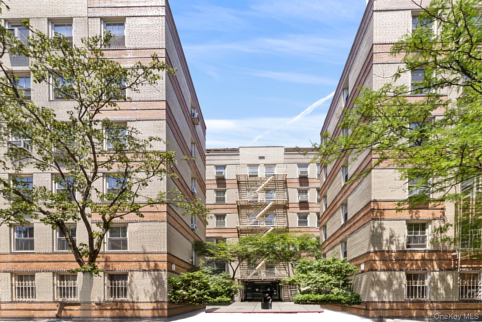 75 Bank Street, Unit 1B