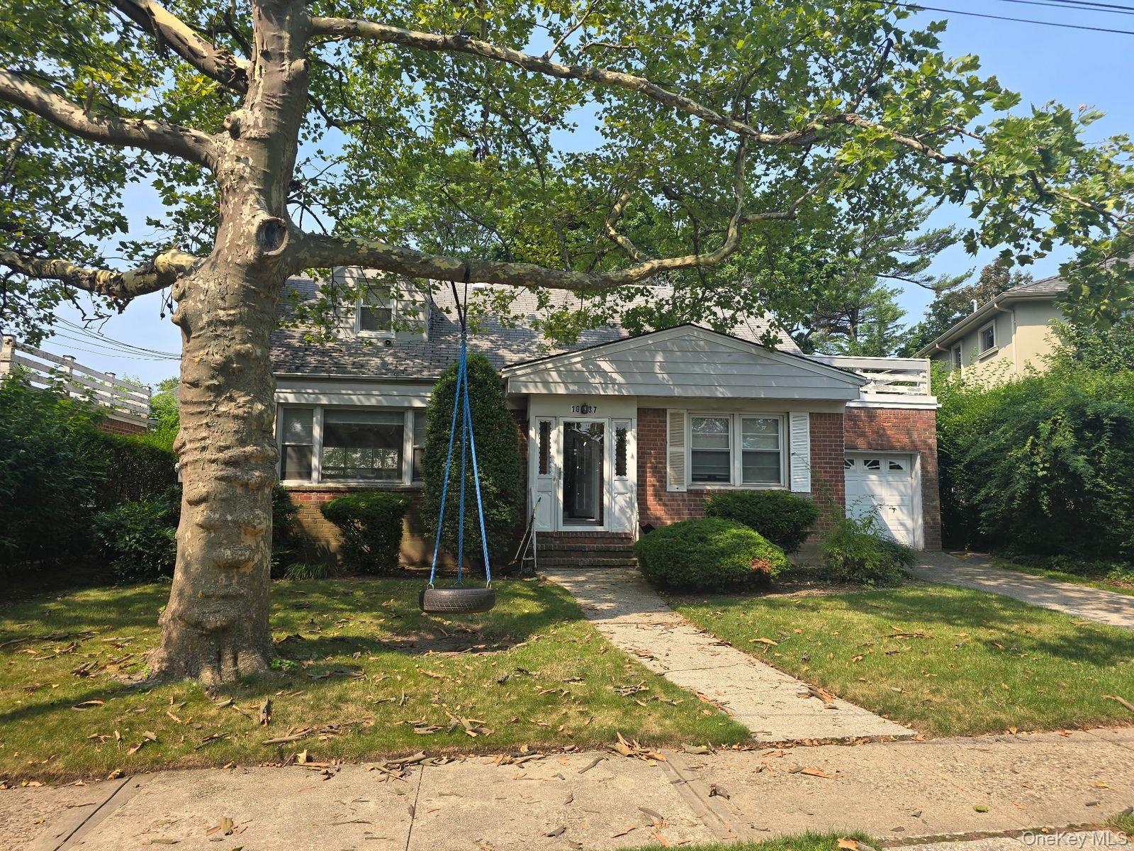 1037 Annapolis Street – For Sale