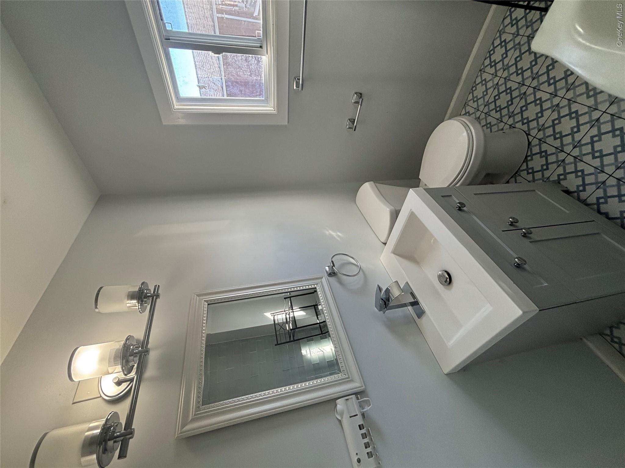 132-28 Crossbay Boulevard, Unit 2 photo 3