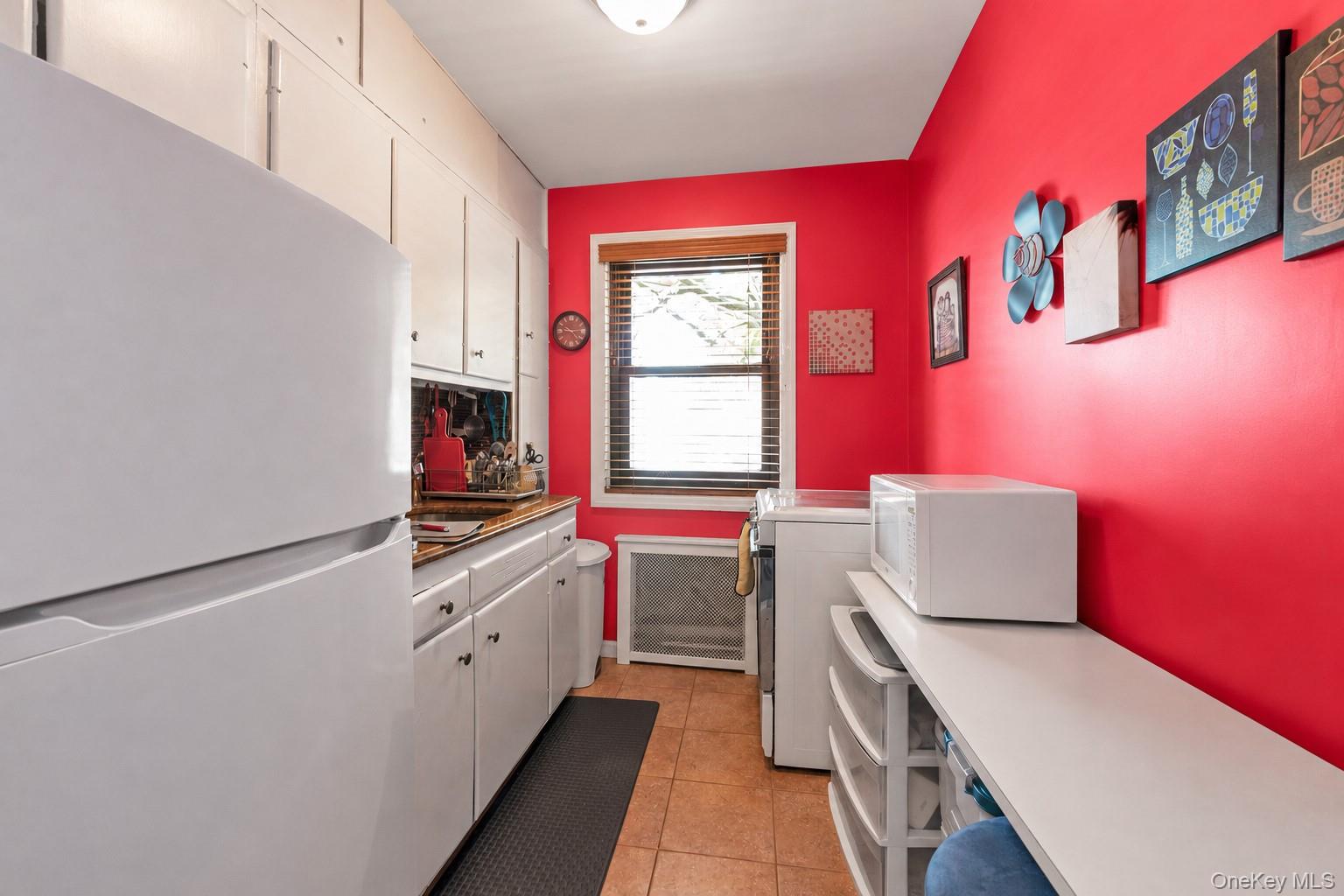 17-01 Utopia Parkway, Unit 1 photo 6