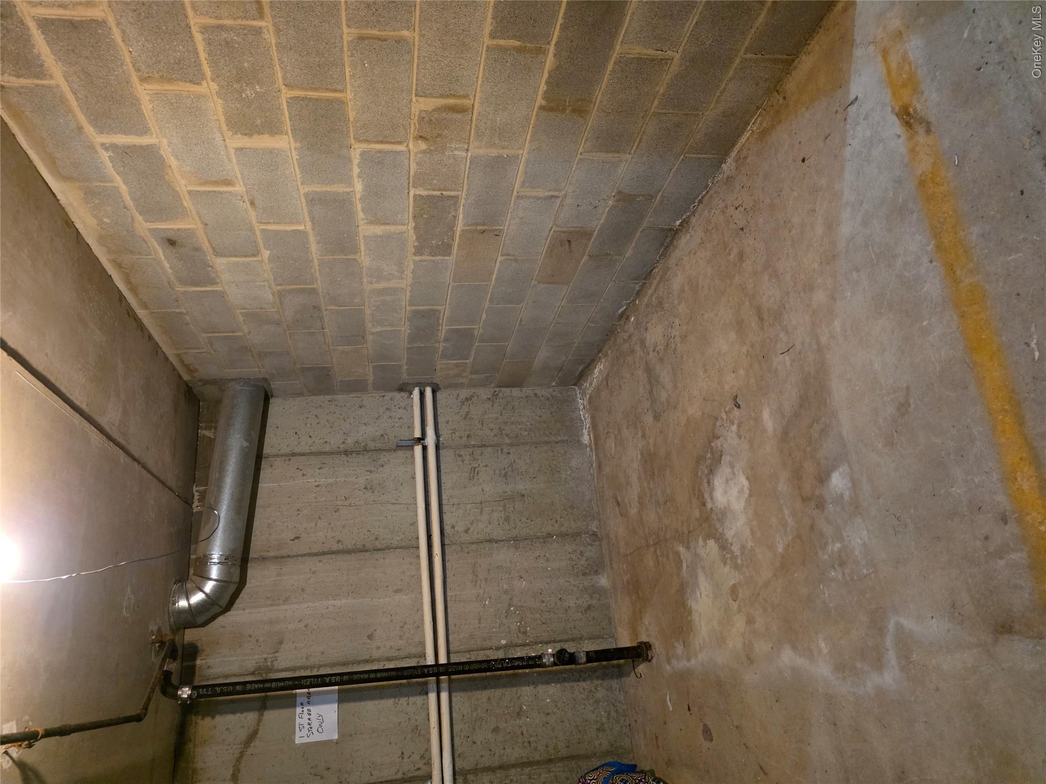 71-09 Park Avenue – For Rent photo 10