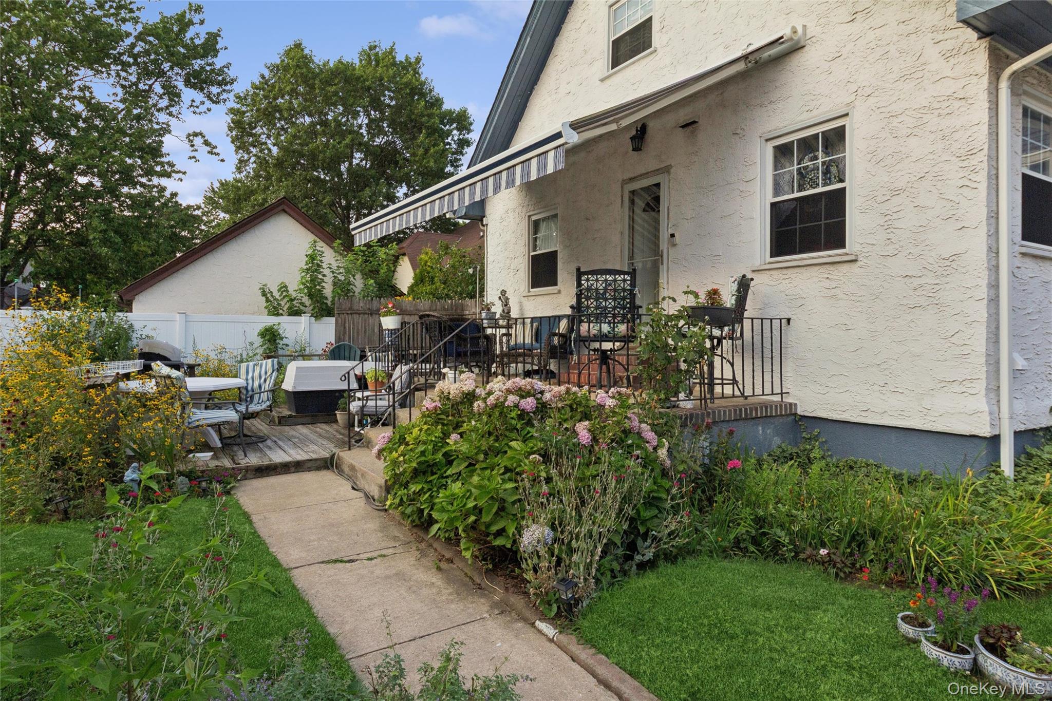 80 Dobson Avenue – For Sale photo 6