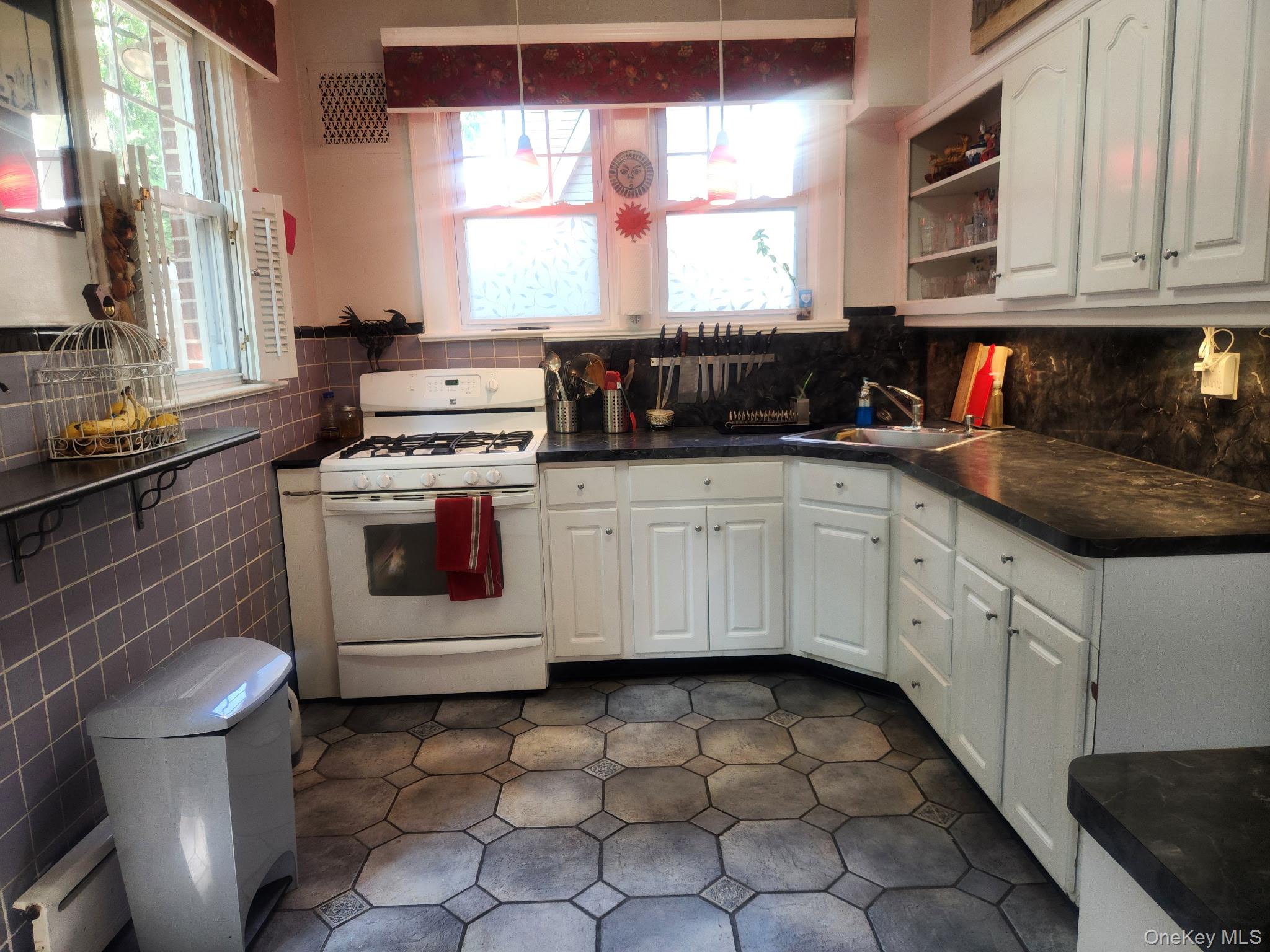 15 Rumsey Road – For Sale photo 10