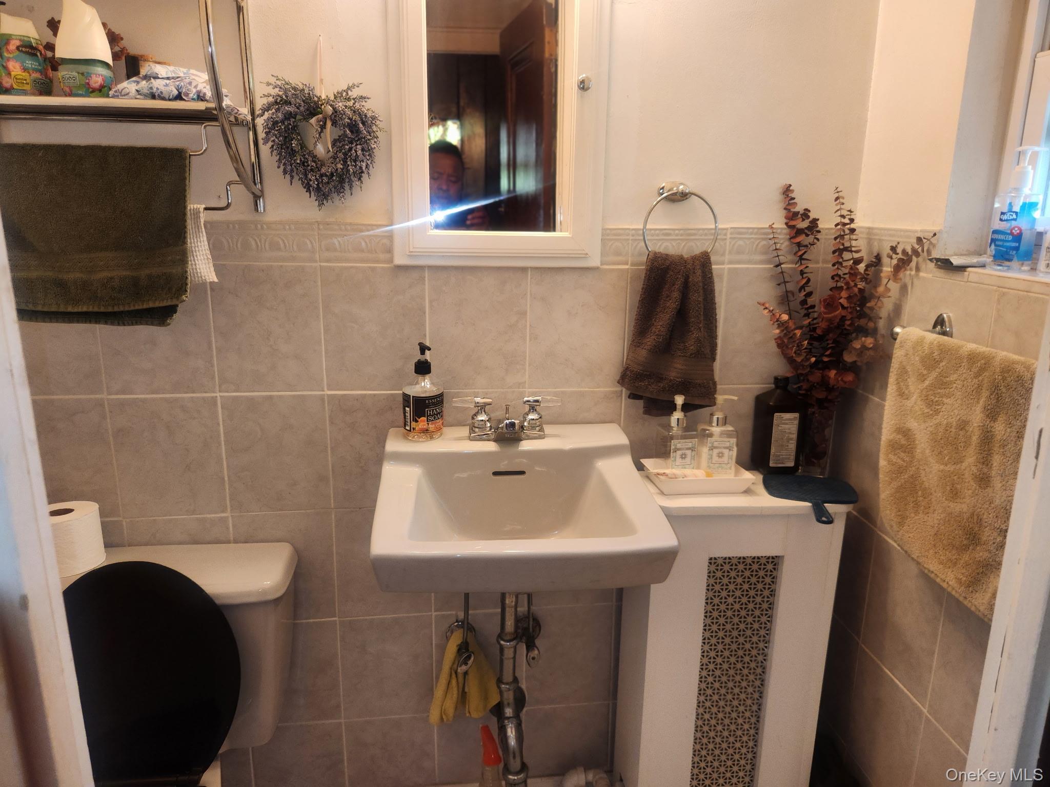 15 Rumsey Road – For Sale photo 27
