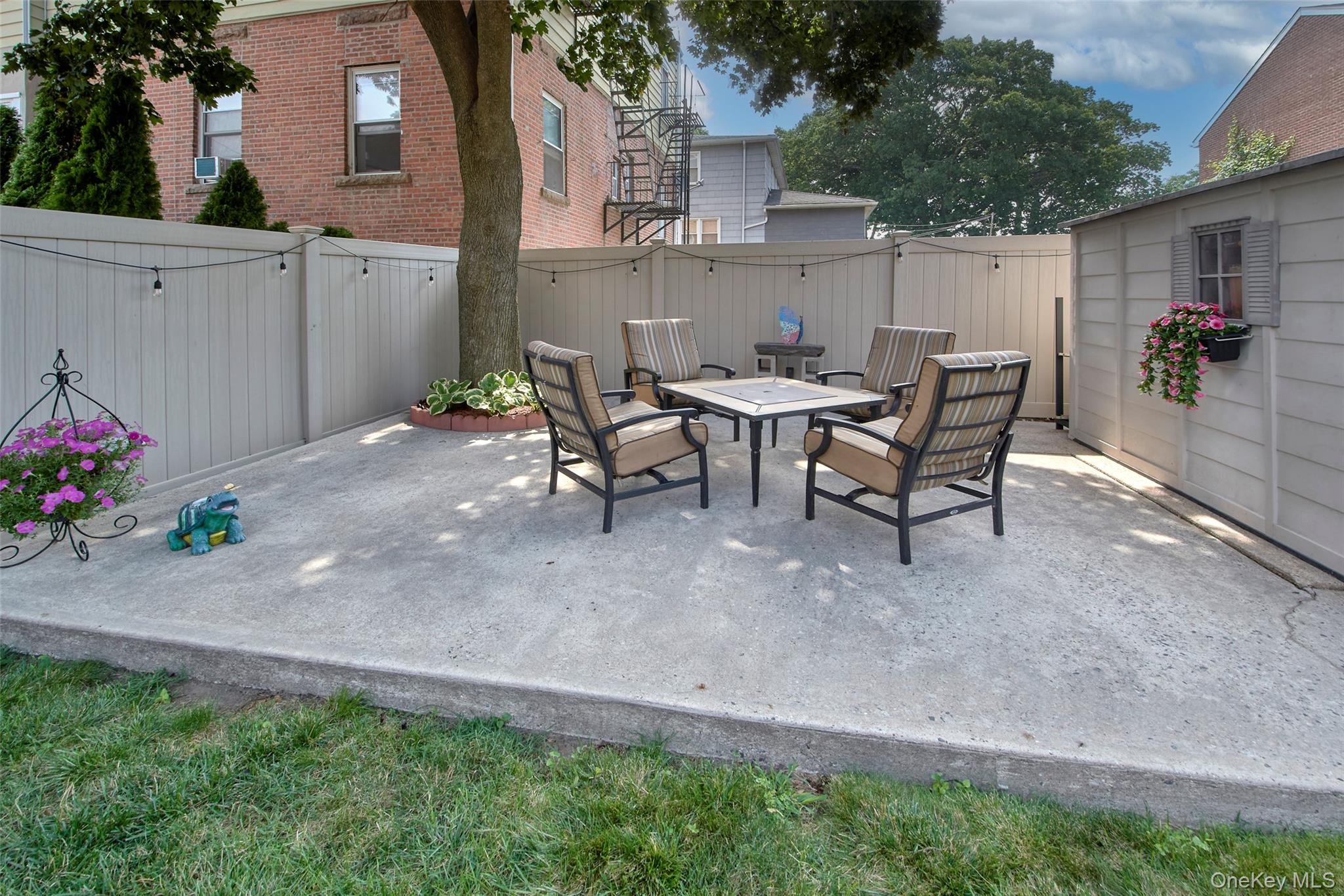 170 Trenchard Street – For Sale photo 26