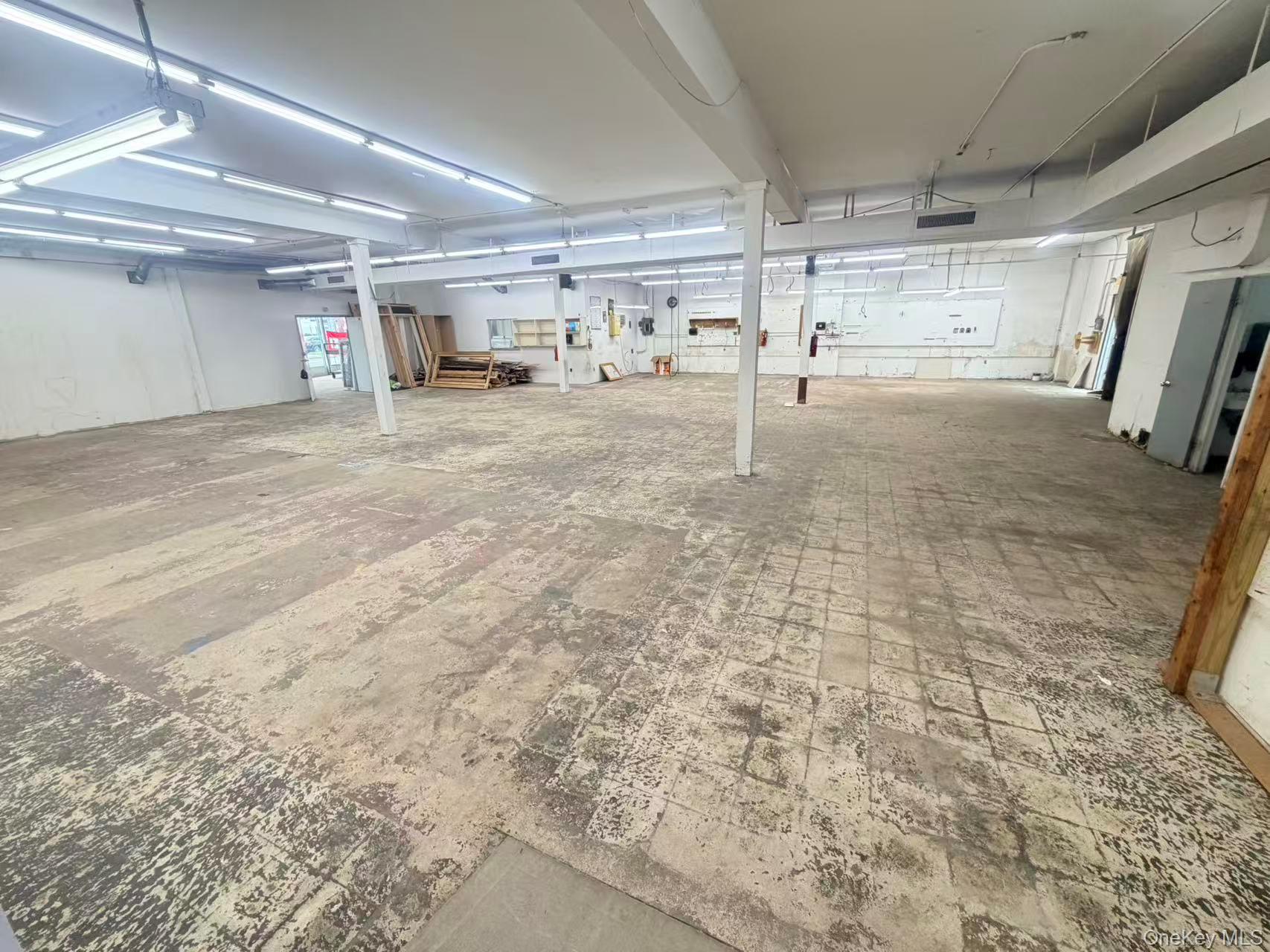 214 Front Street – For Rent photo 4
