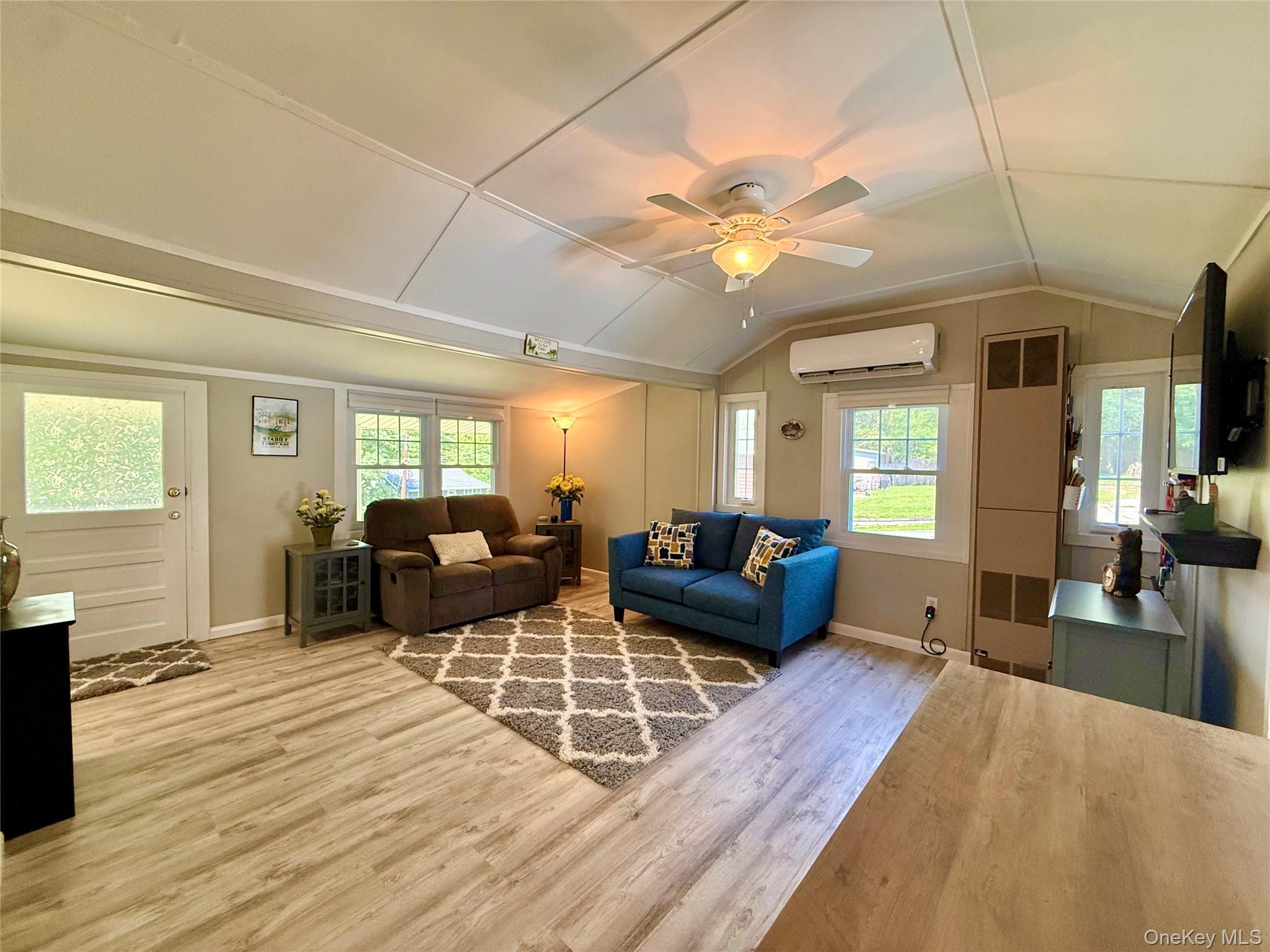 5 Liberty Place N – For Sale photo 25