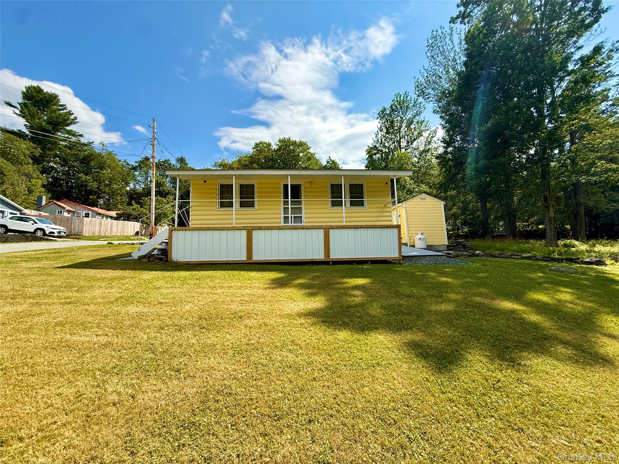 5 Liberty Place N – For Sale photo 4