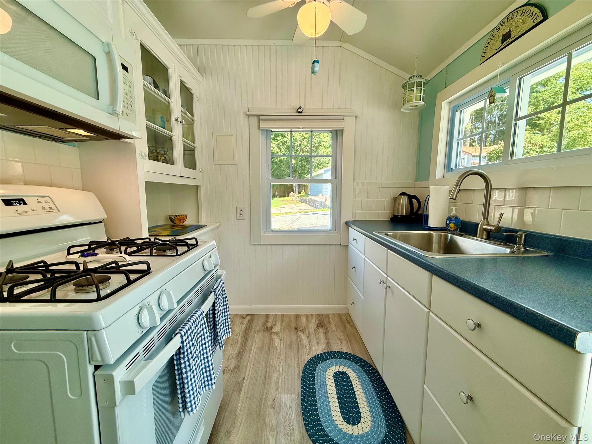 5 Liberty Place N – For Sale photo 19