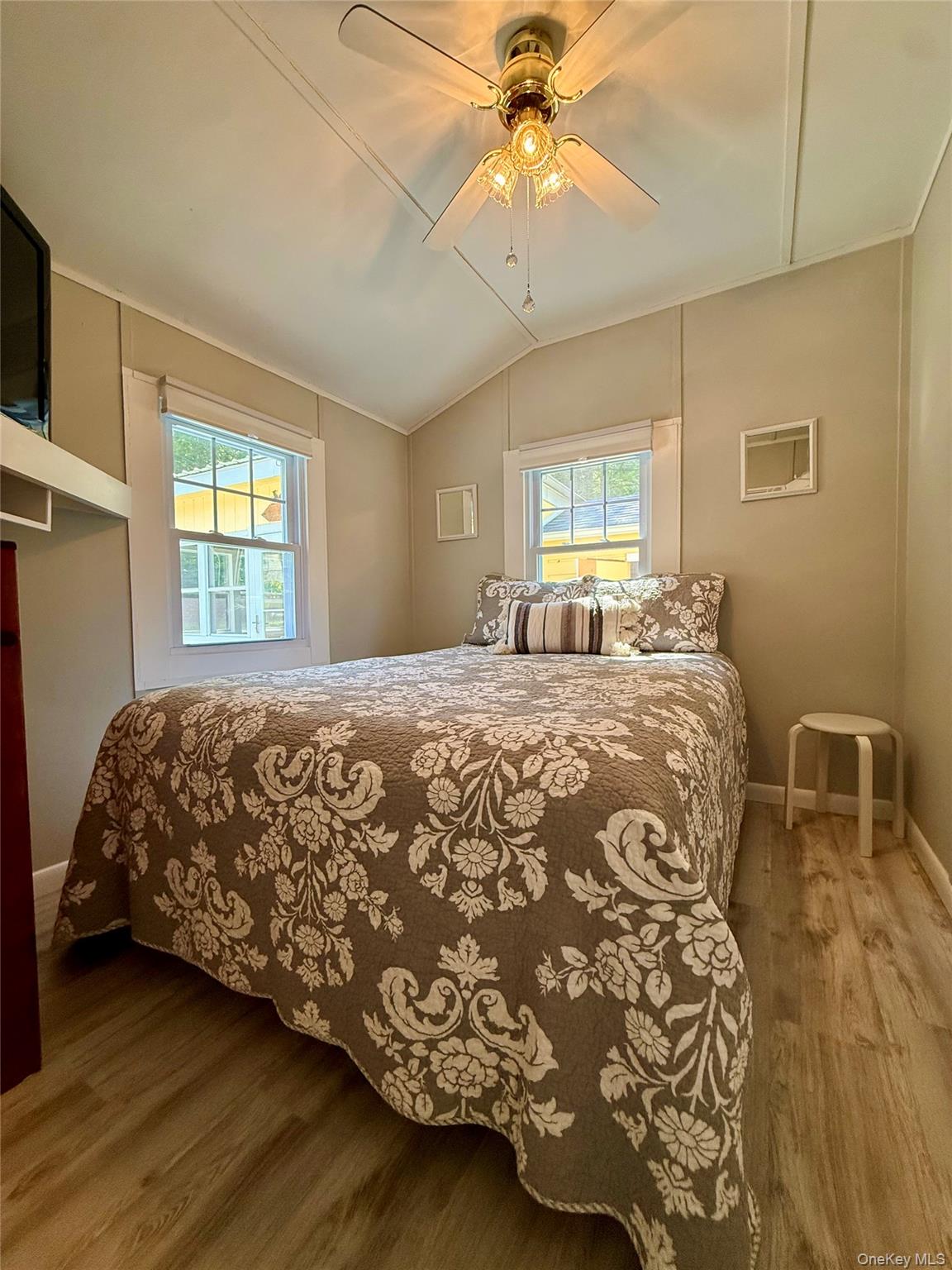 5 Liberty Place N – For Sale photo 28