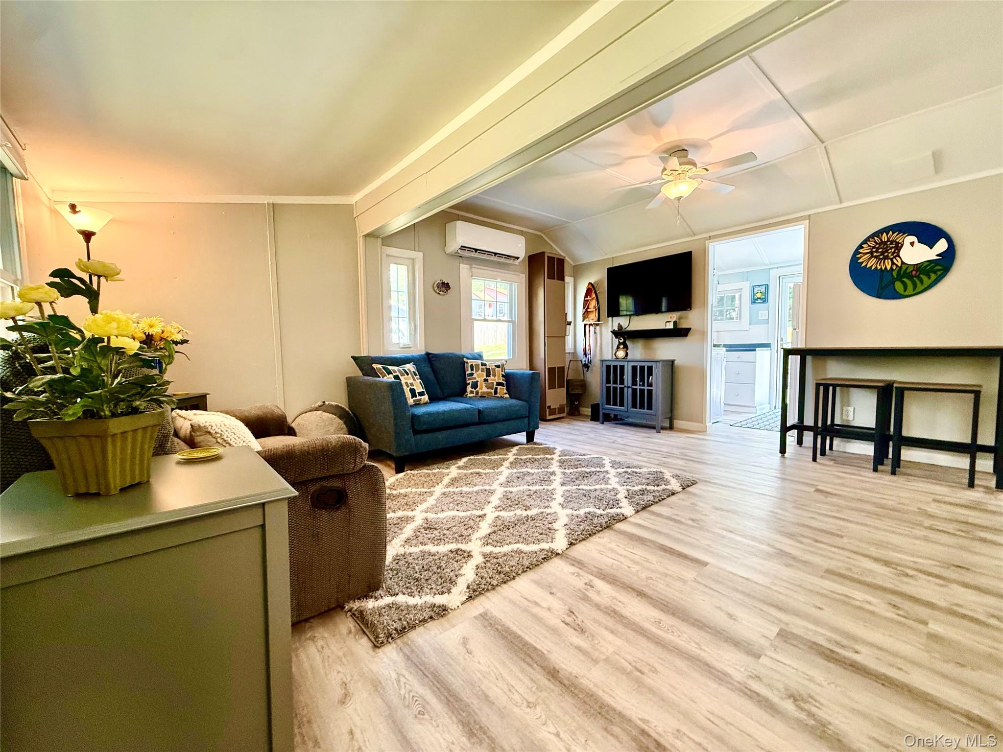 5 Liberty Place N – For Sale photo 23