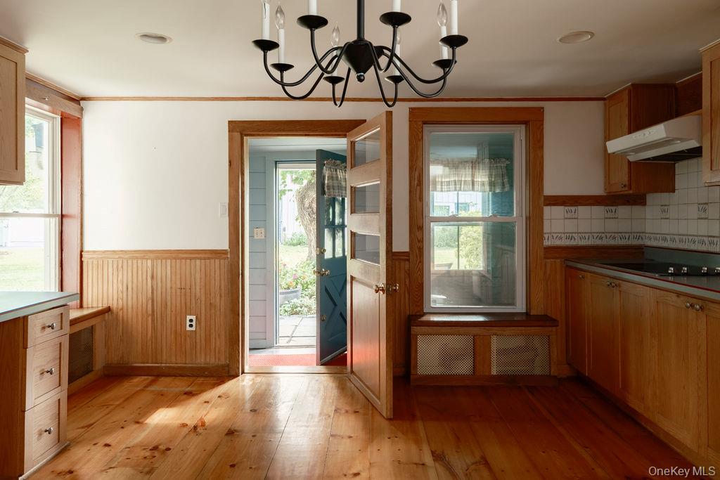2327 Salt Point Turnpike – For Sale photo 3