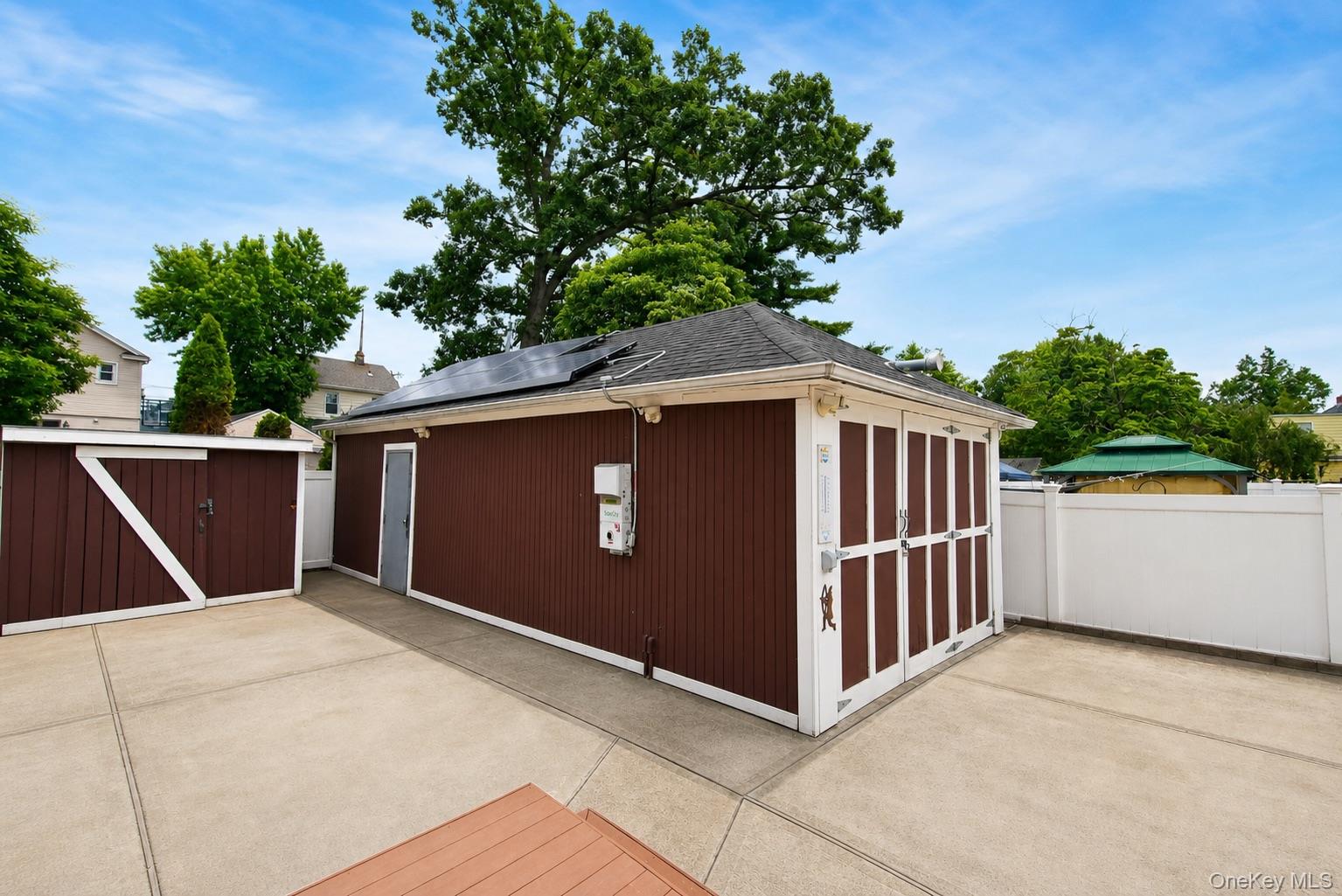 27 Avondale Street – For Sale photo 28