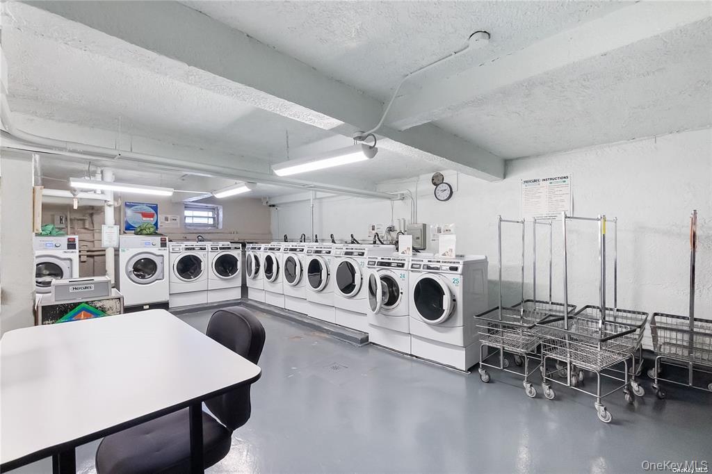 84-51 Beverly Road, Unit 6R photo 30