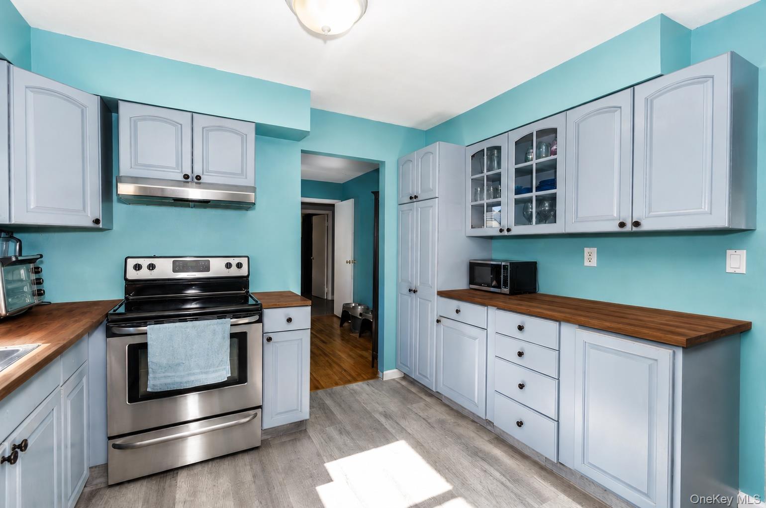 250 Clarice Boulevard – For Sale photo 7