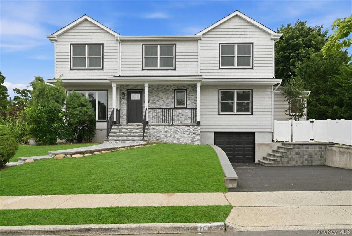 616 Harless Place – For Sale