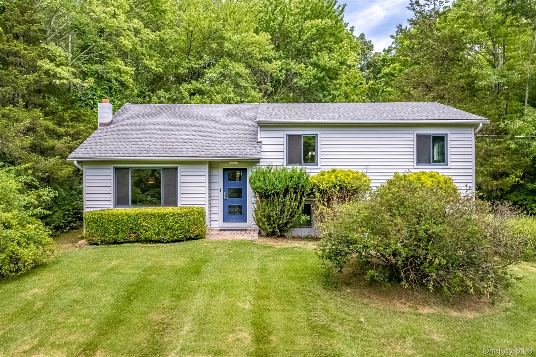 6 Hickory Hill Road – For Sale