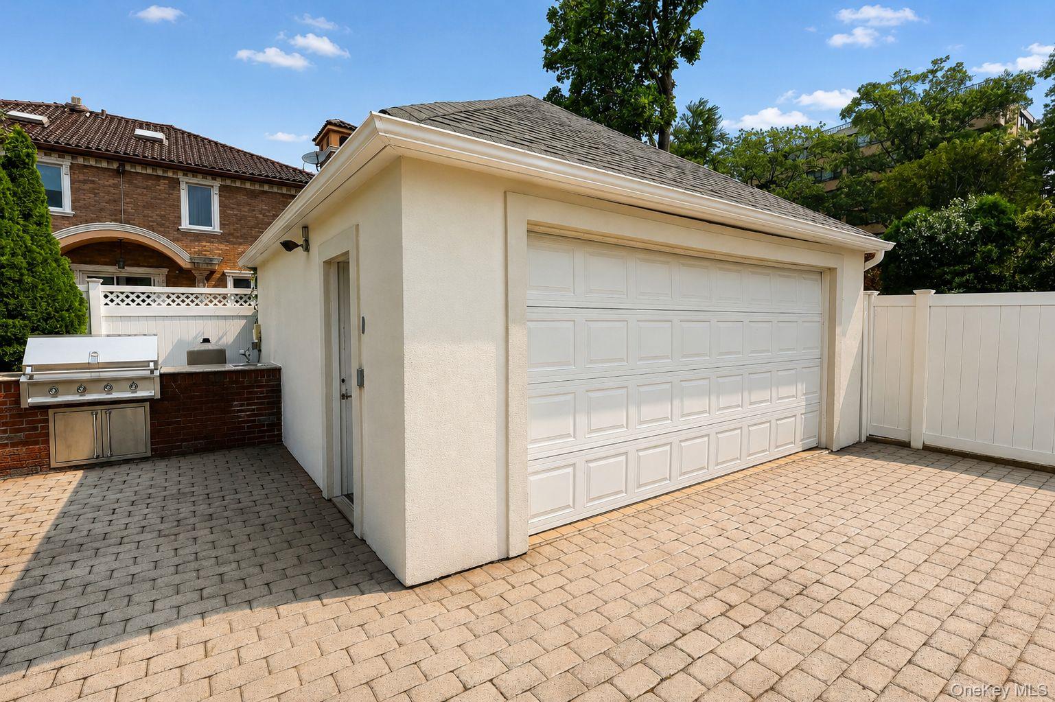 160-31 9th Avenue – For Sale photo 43