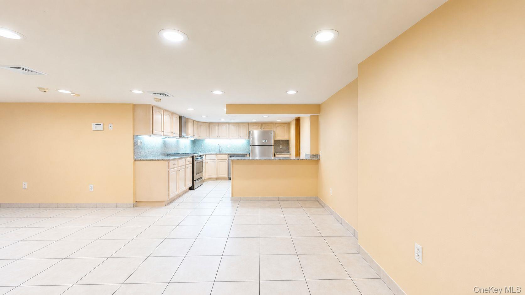 160-31 9th Avenue – For Sale photo 34