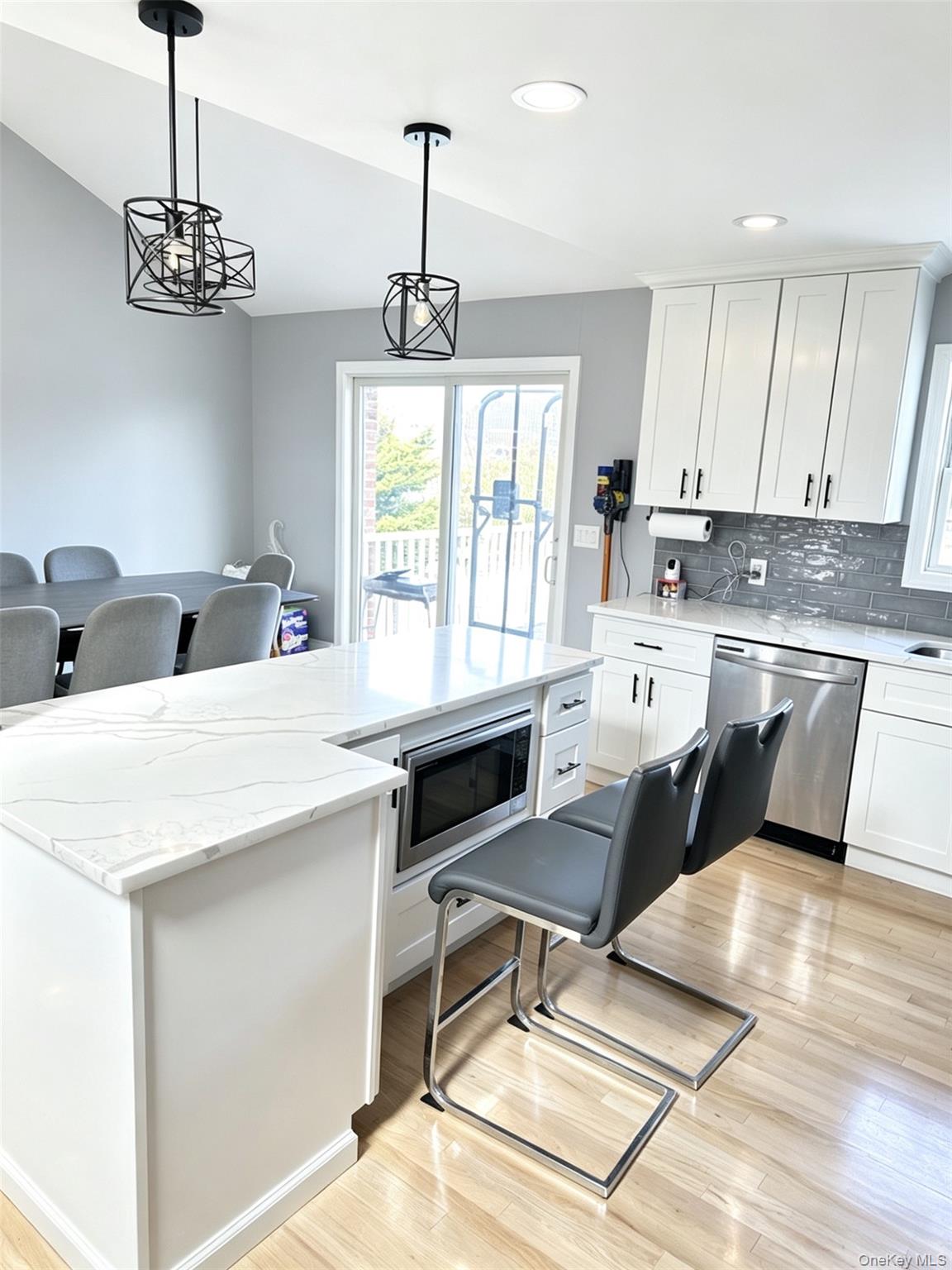 249 Bayport Avenue – For Sale photo 7