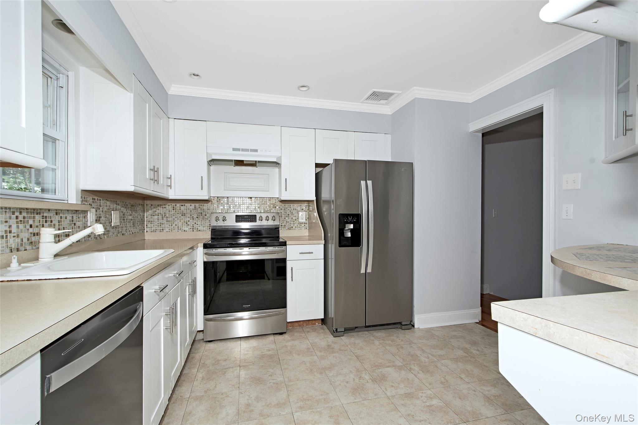 303 Livingston Avenue – For Sale photo 9