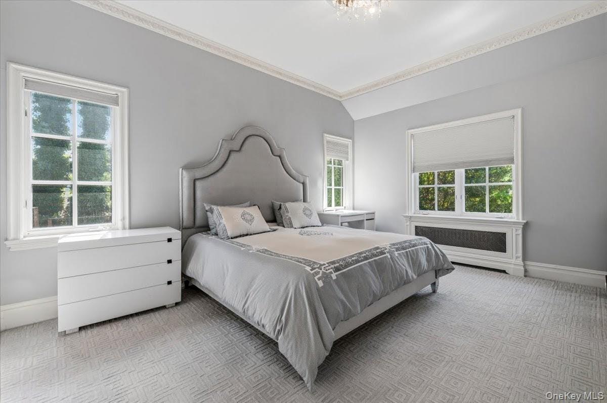 17 sutton Place – For Sale photo 28