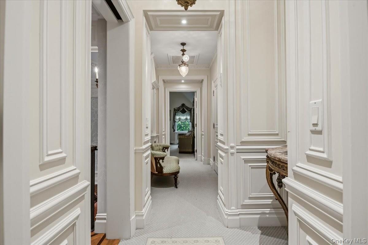 17 sutton Place – For Sale photo 22