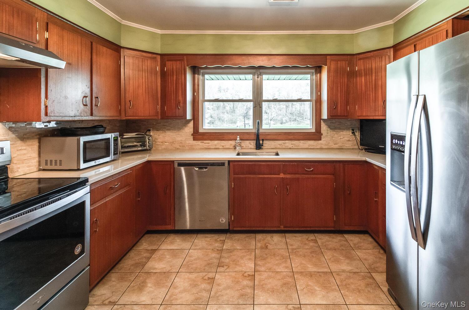 394 Smith Road – For Sale photo 16
