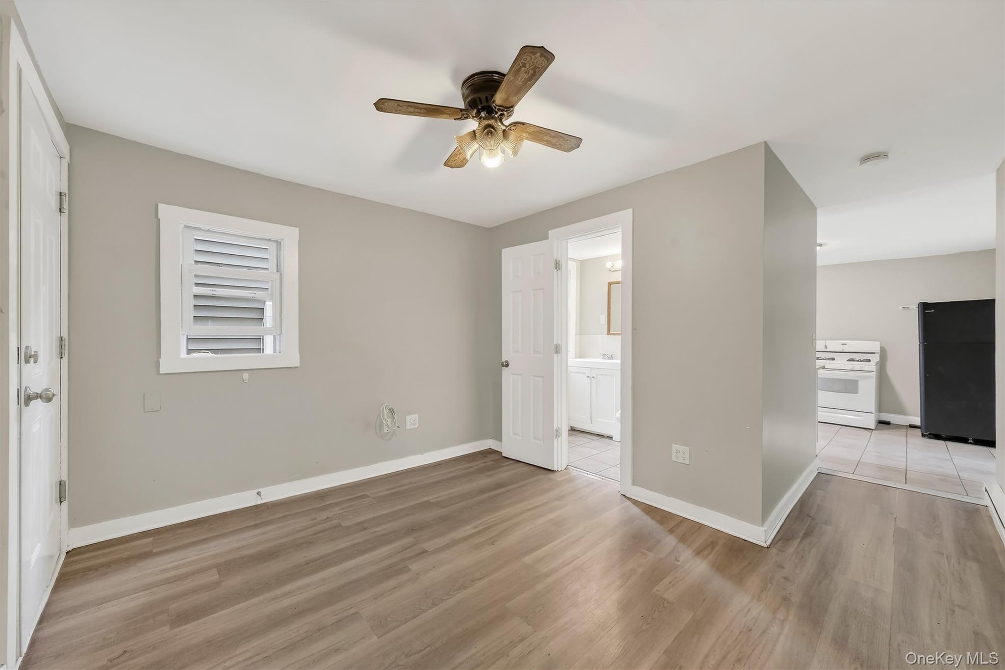 68 Catharine Street, Unit Unit 2 photo 6