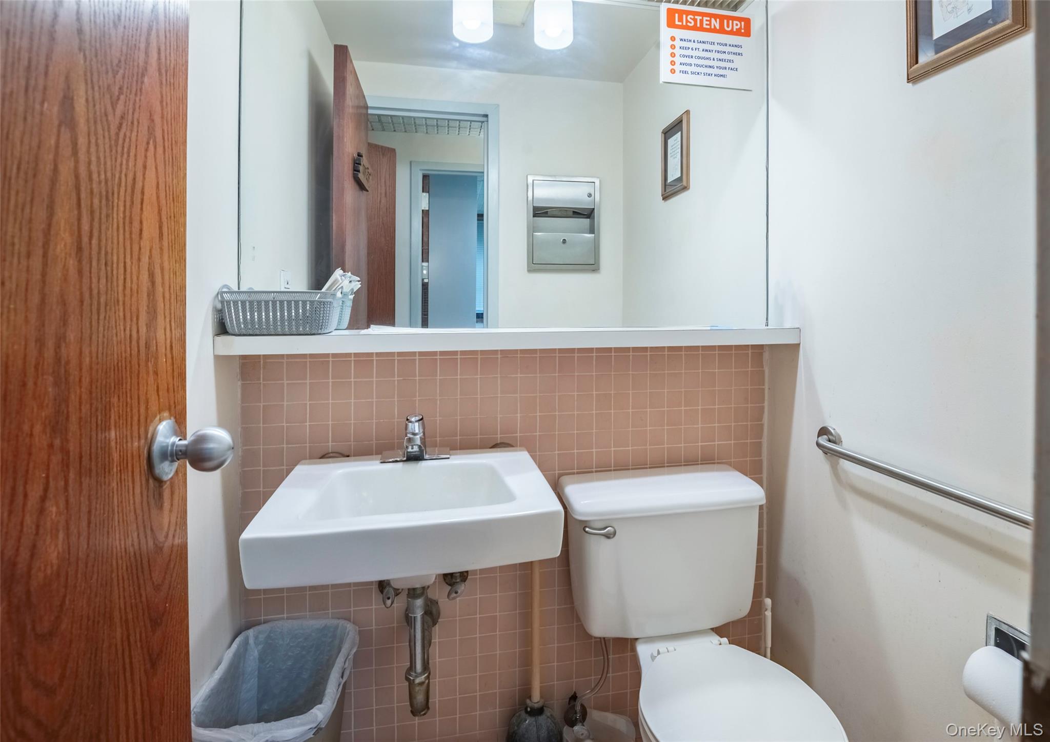 94-18 59th Avenue, Unit E3 photo 25