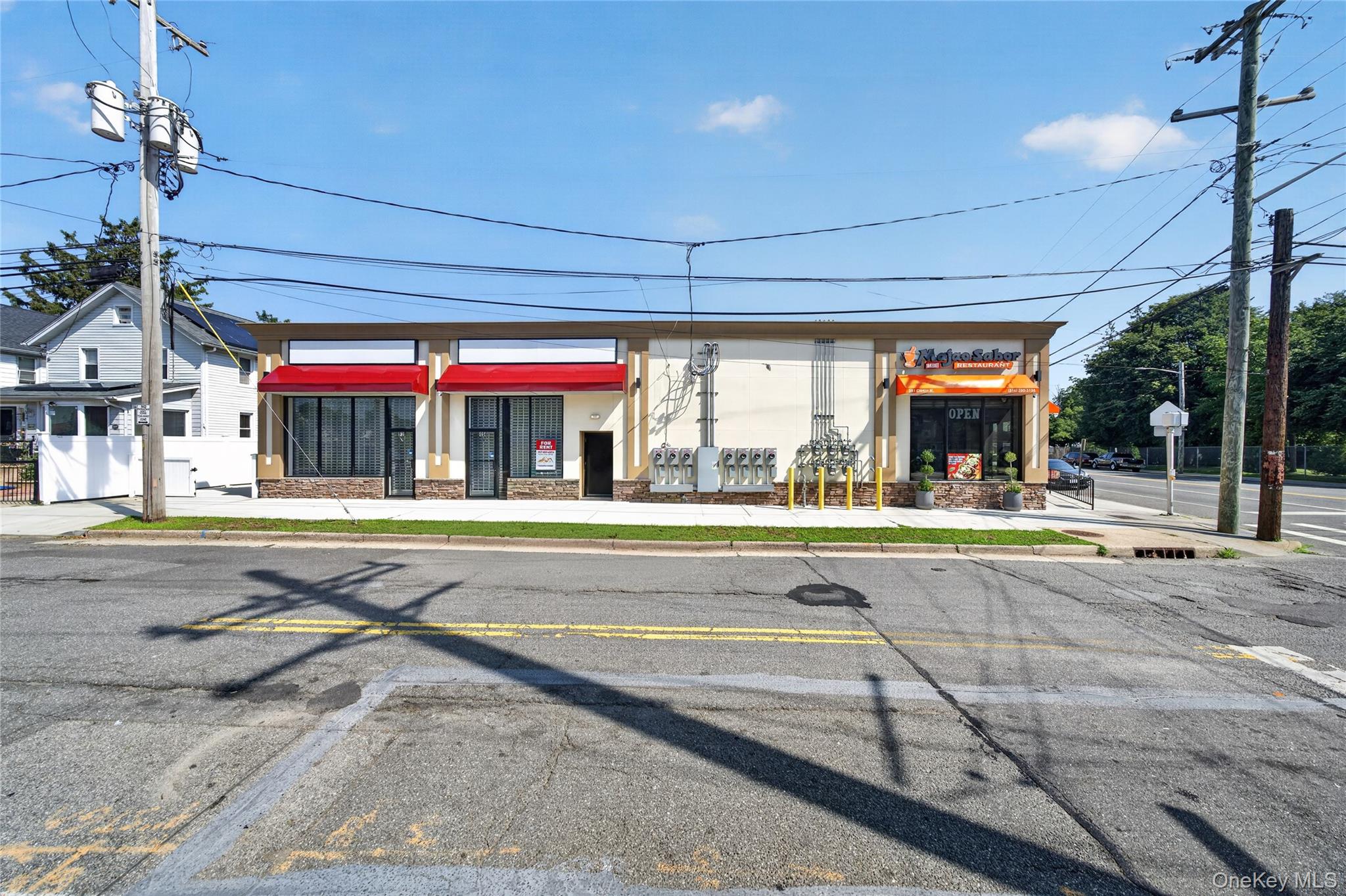 281 Clinton Street – For Sale photo 4