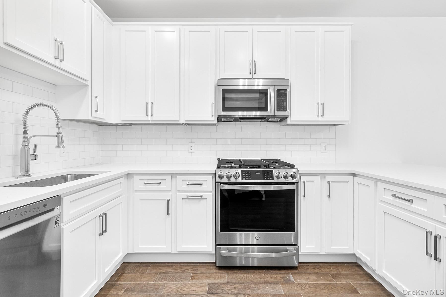 206-208 Main Street, Unit 4