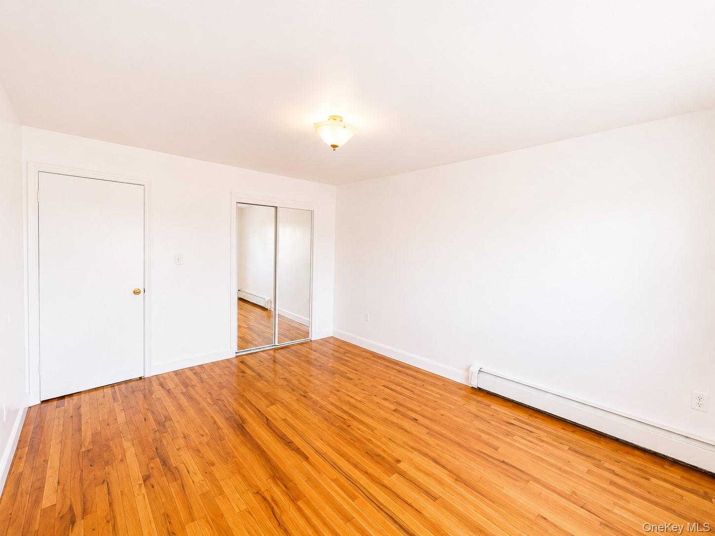 533 Soundview Avenue, Unit 3rd Floor photo 7