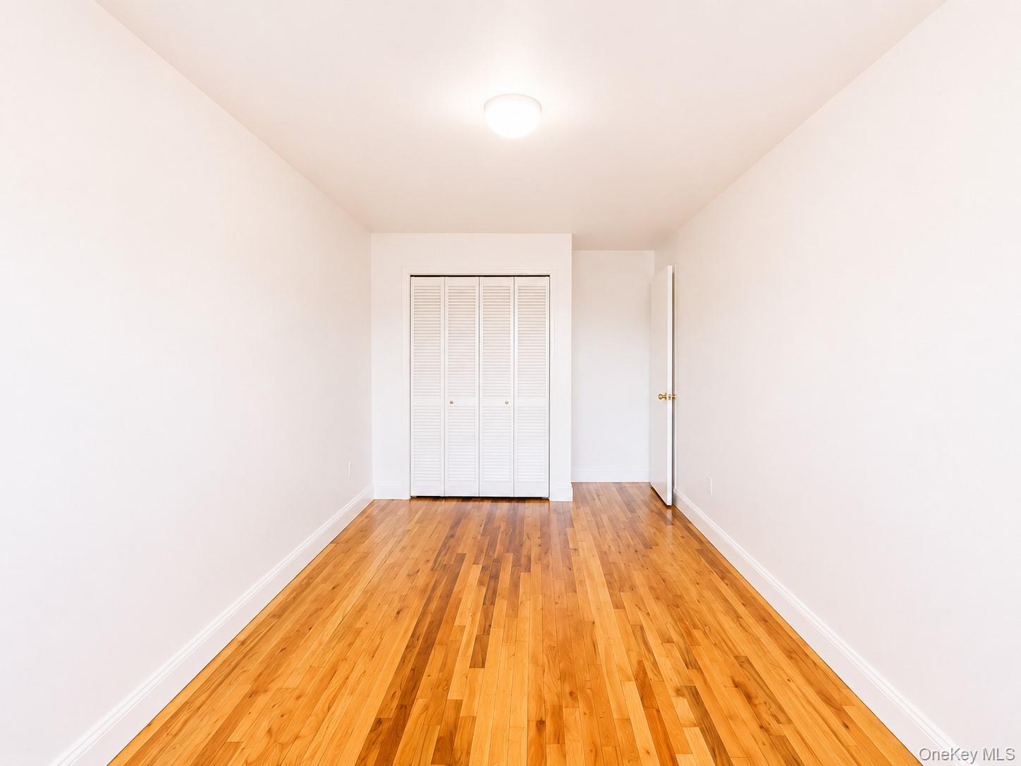 533 Soundview Avenue, Unit 3rd Floor photo 10