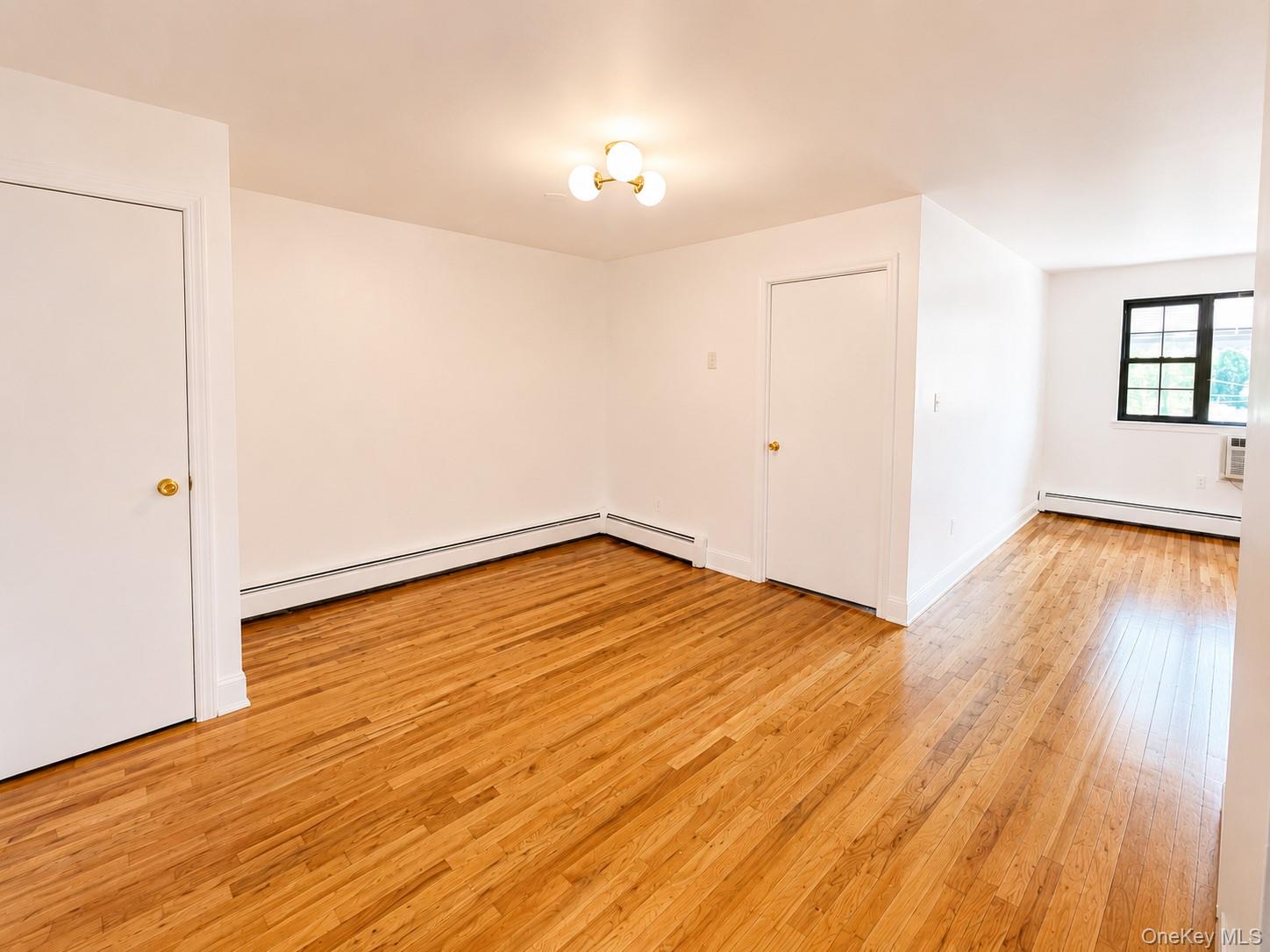 533 Soundview Avenue, Unit 3rd Floor