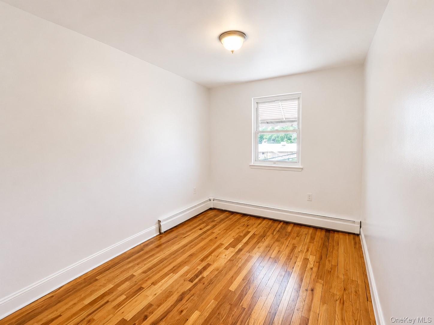 533 Soundview Avenue, Unit 3rd Floor photo 11