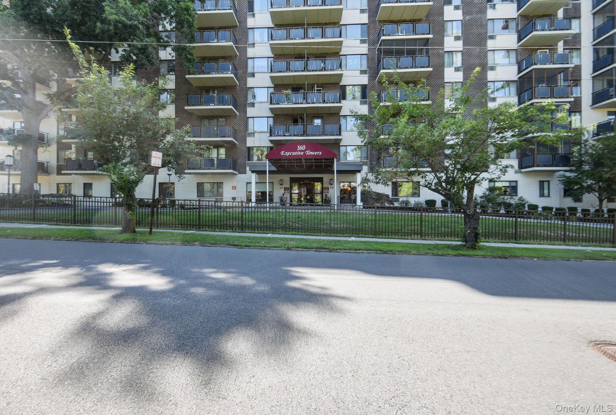 160 Academy Street, Unit 3P