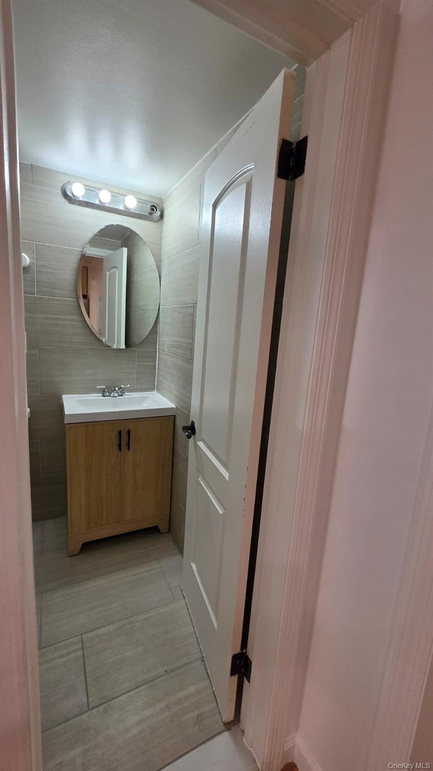 11443 199th Street, Unit 1 Floor photo 5