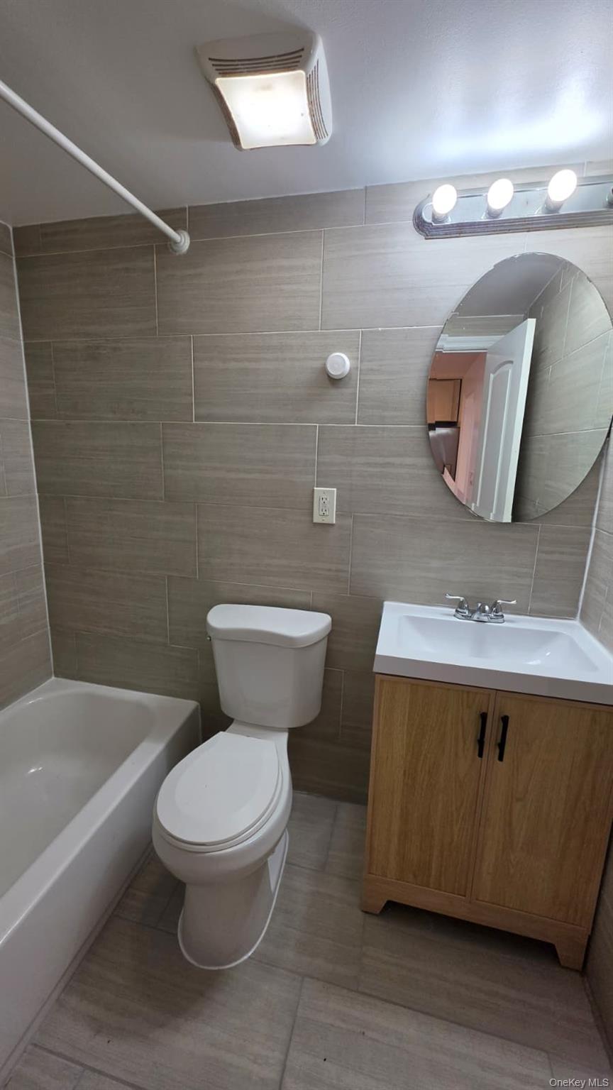 11443 199th Street, Unit 1 Floor photo 16