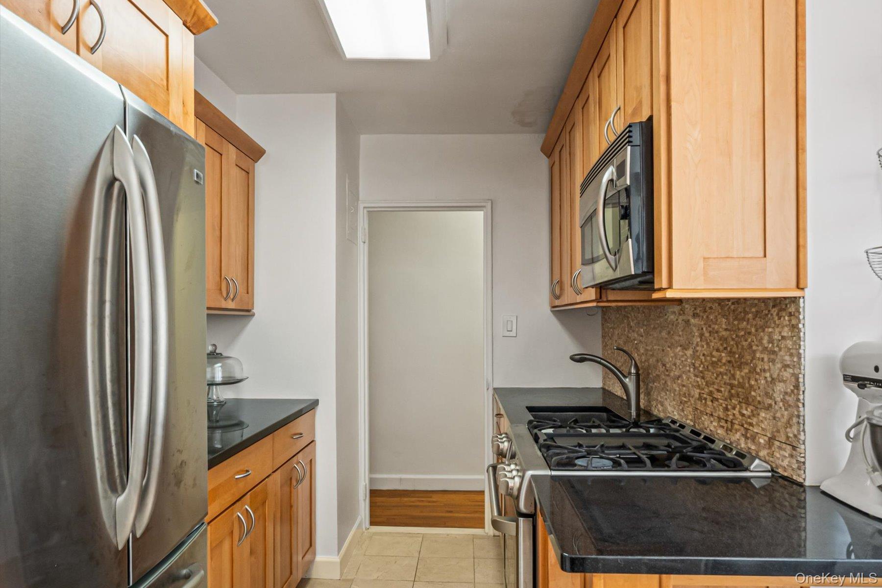 72-10 112th Street, Unit 3B photo 9