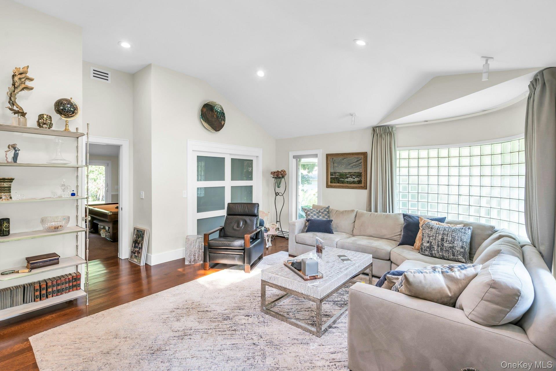 18 Regent Place – For Sale photo 14