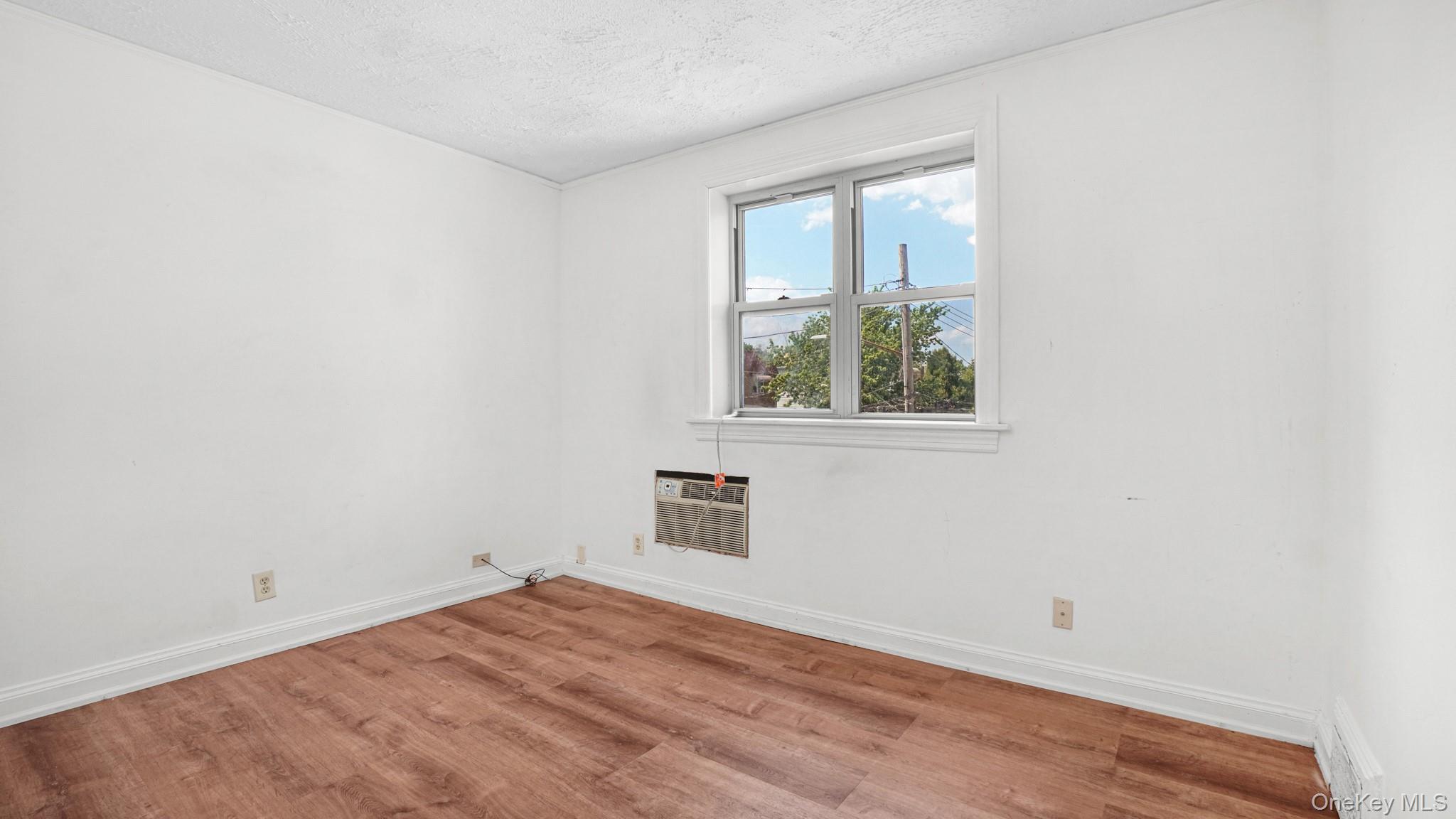 1051 Duncan Street – For Sale photo 11