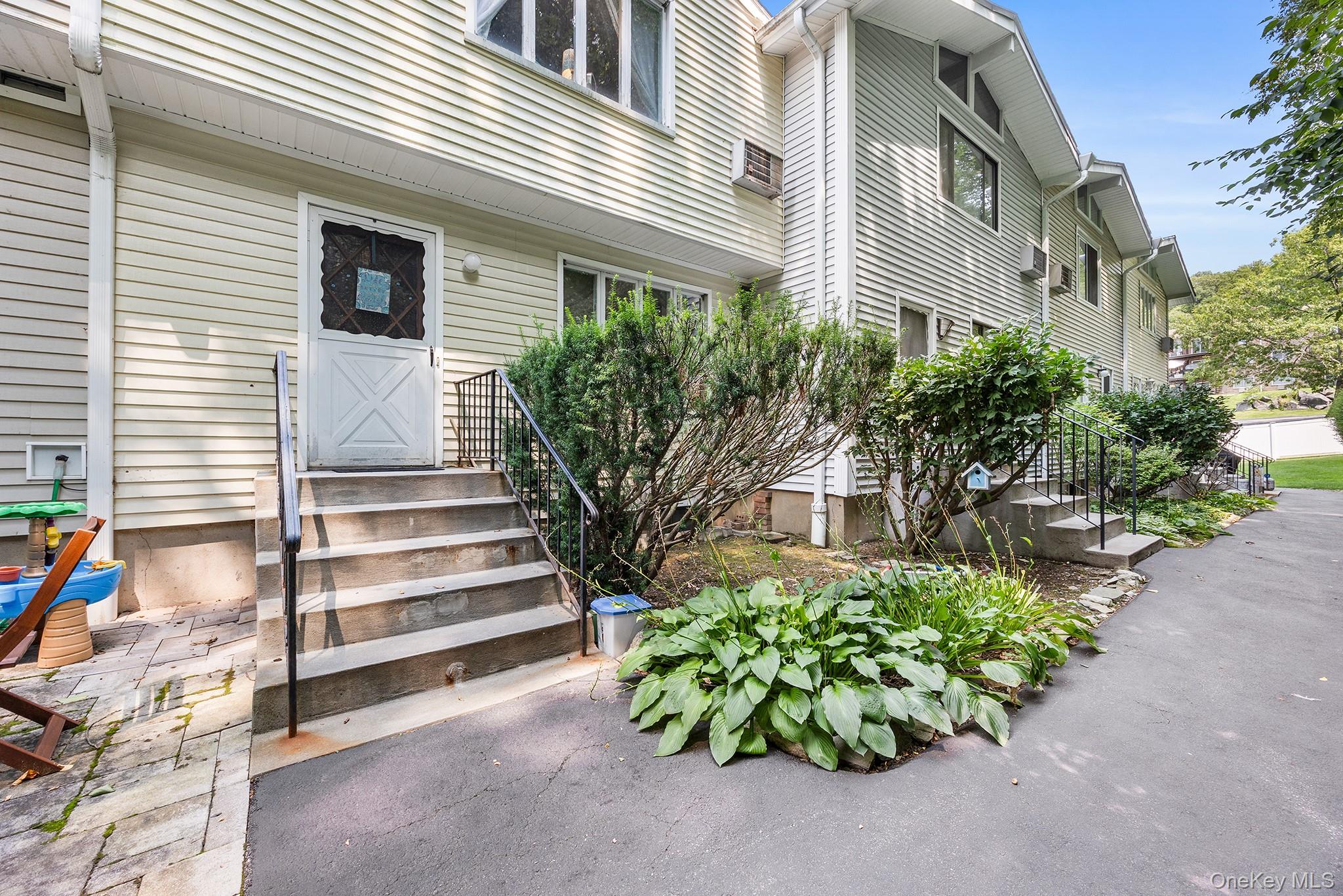 24 Scenic Circle, Unit 24 photo 2