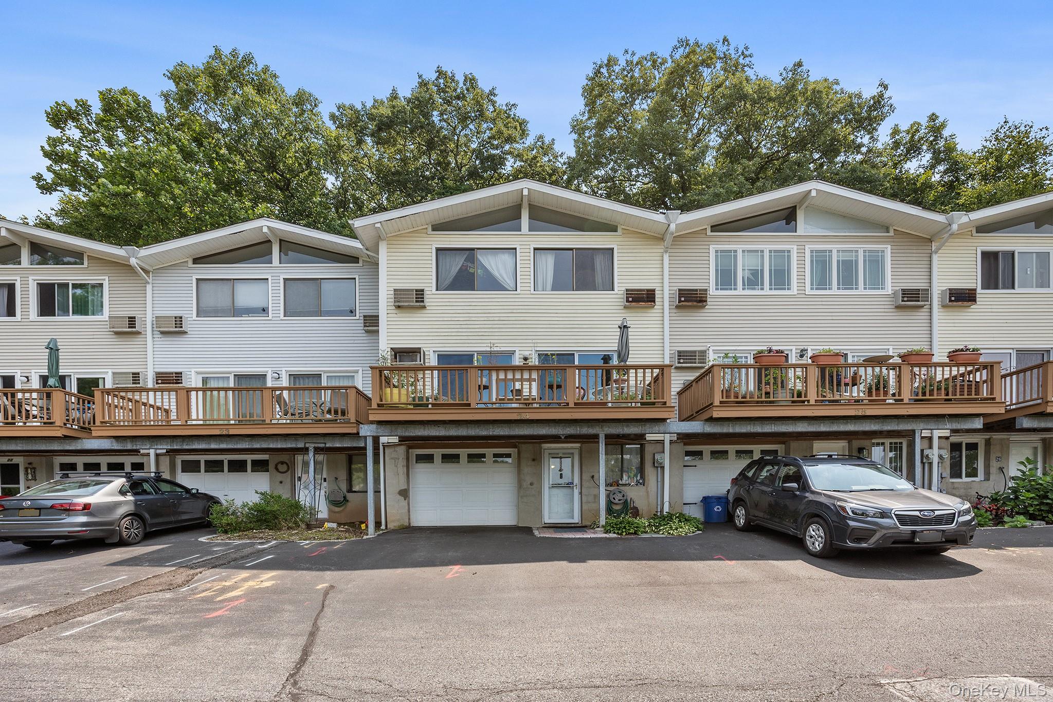 24 Scenic Circle, Unit 24